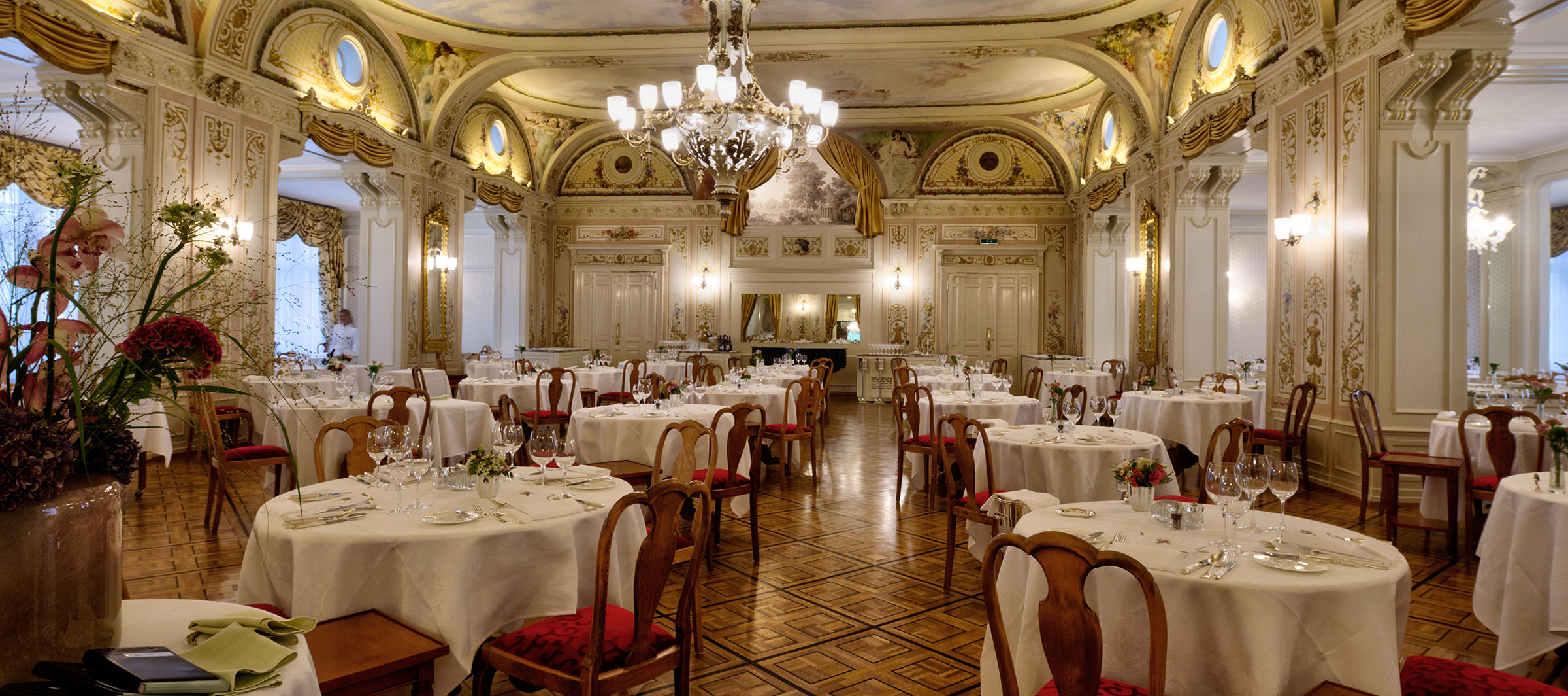 Engage and Impress with Autoplay Header Videos in Your Hotel Group Sales Proposals on SendSites